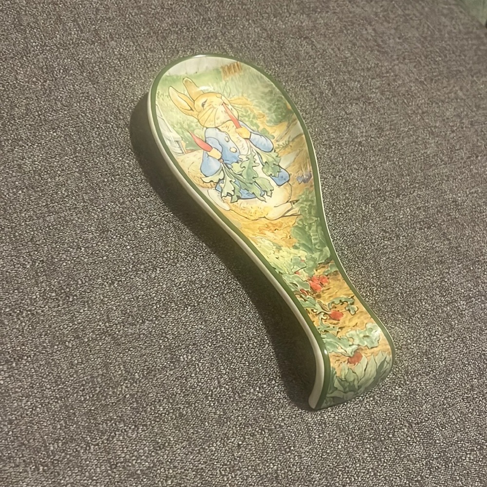 NEW IN BOX Williams Sonoma Peter Rabbit Spoon Rest